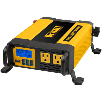 DeWalt 1000 Watt Digital Power Inverter